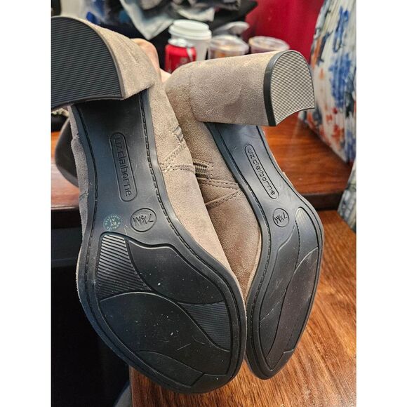 Liz Claiborne Gray Faux Suede Knee High Boots Womens size 7.5 New no Tags - Picture 9 of 10